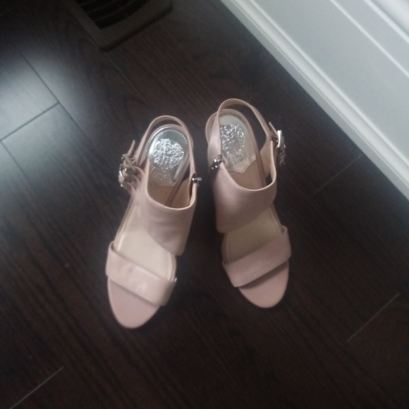 Wedge shoe in natural colour leather - Picture 2 of 5